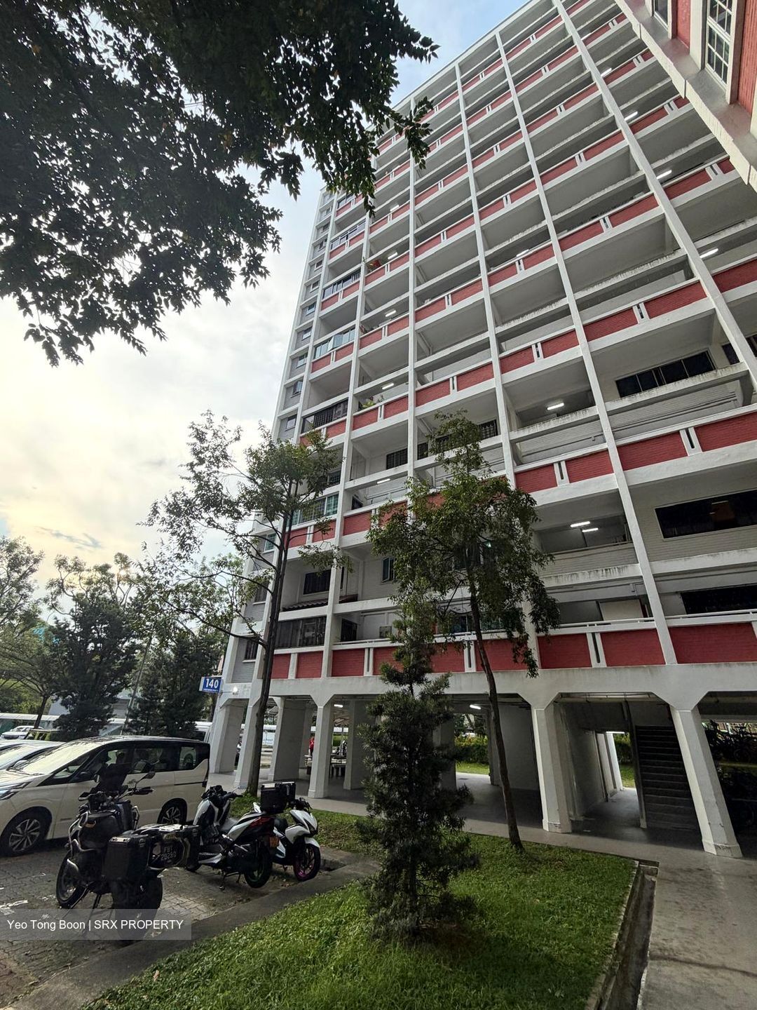 Blk 140 Bukit Batok Street 11 (Bukit Batok), HDB Executive #552376171